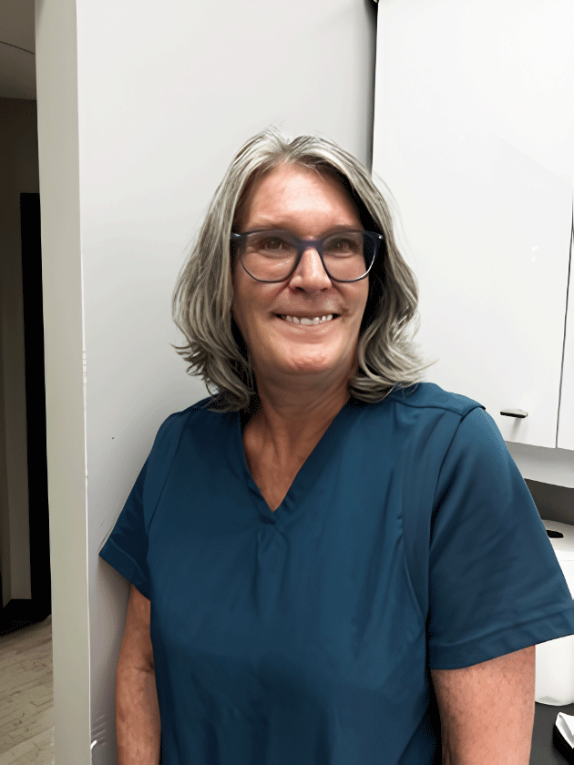 Caryn-pic-1-Updated PA Denture - Kim Meredith